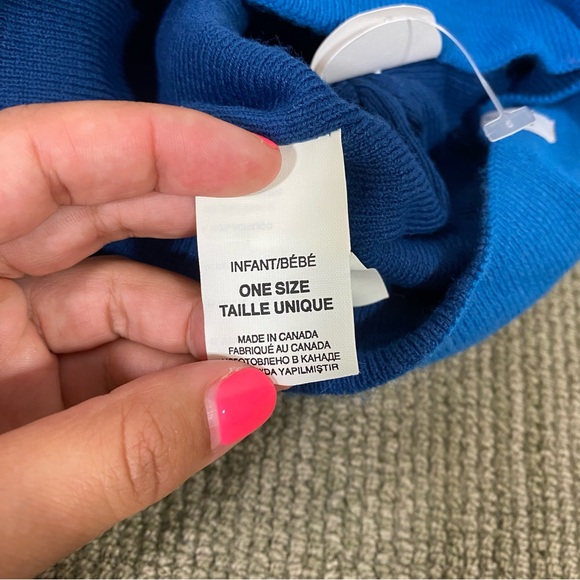 NEW North Face Infant Reversible Beanie & Mitten Set - Hero Blue - Picture 3 of 8